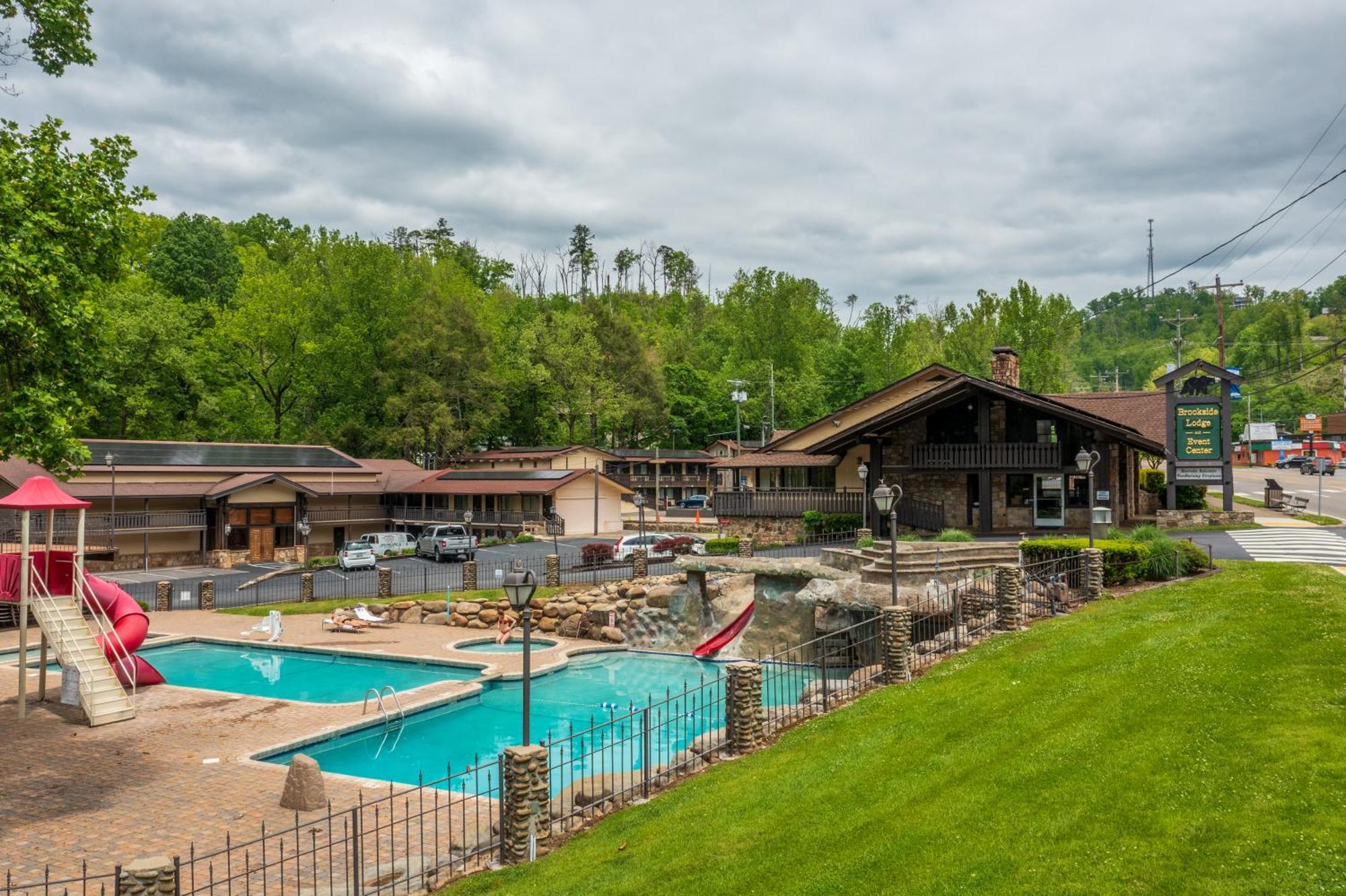 Brookside Lodge Gatlinburg Exterior photo